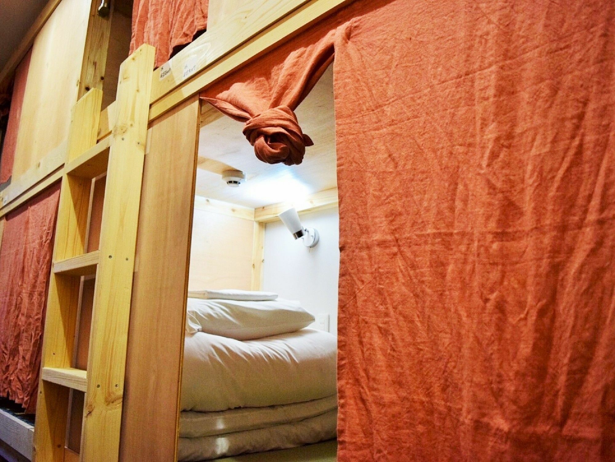 Hiroshima Hostel En Exterior foto